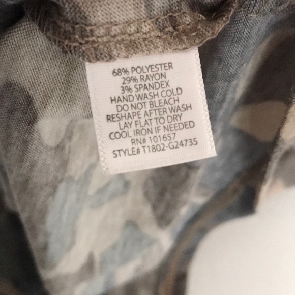 Tresics Camouflage Top Blouse Shirt - Picture 6 of 6